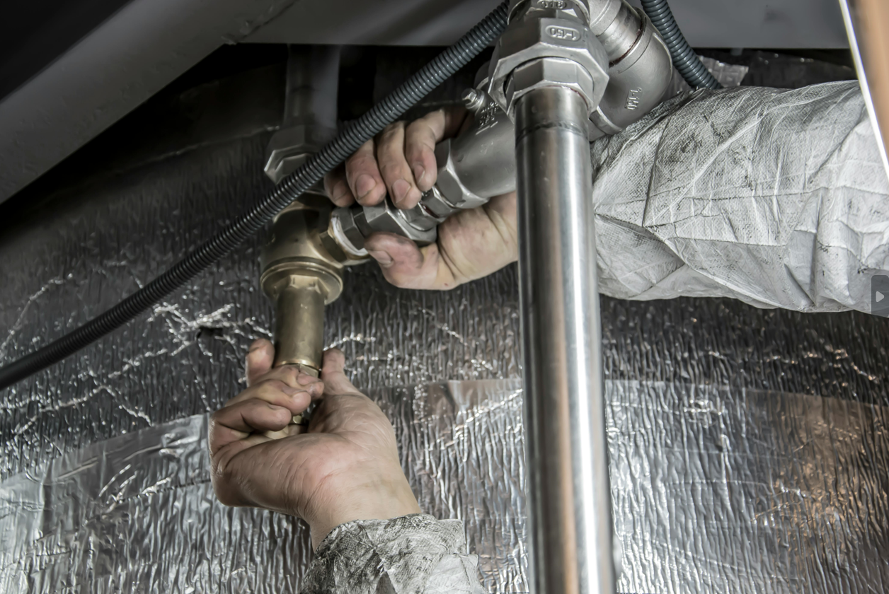 Repairing vs Replacing Your Water Heater - A Cost-Effective Comparison