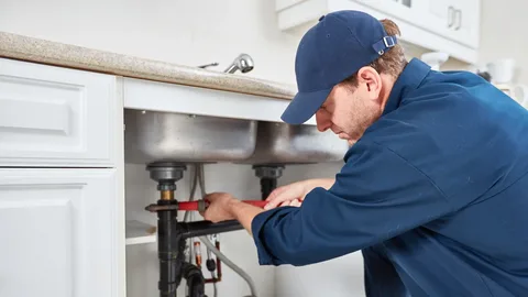 Smart Plumbing Solutions to Conserve Water at Home