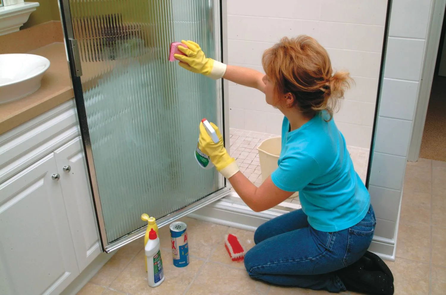 Cleaning shower glass