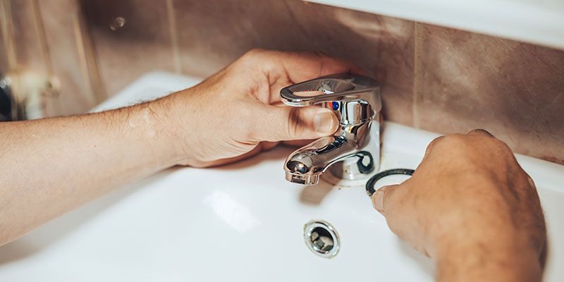 Step-by-Step Guide to Fixing a Leaky Faucet